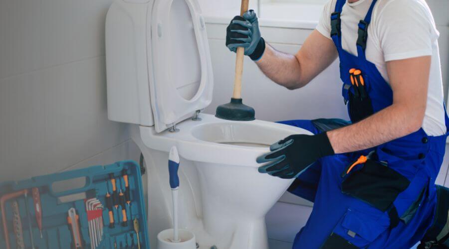 Expert burst pipe repair services in Centerbrook, CT